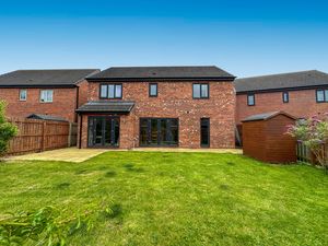 Photo 14- click for photo gallery